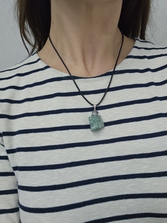 Dije de Cuarzo Verde - En Bruto - Grande - Baño de Plata en internet