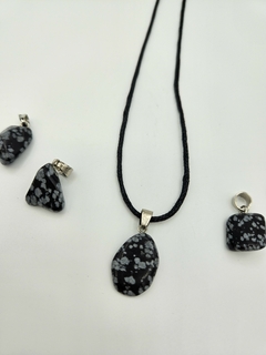 Dije de Obsidiana Nevada- Rolado- Mediano- Acero