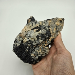 Cuarzo Blanco con Turmalina Negra - Piedras en Córdoba