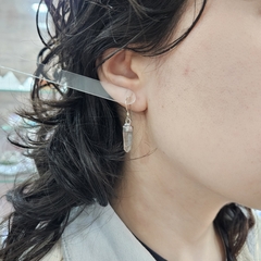 Par de aros de Cuarzo Cristal de Roca con baño de plata y anzuelo de plata