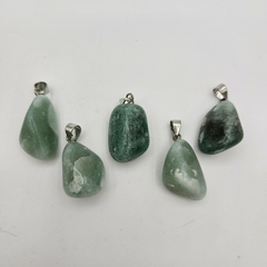 Dije de Cuarzo Verde- rolado- mediano- acero