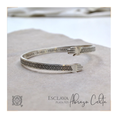 Esclava Abrazo Celta