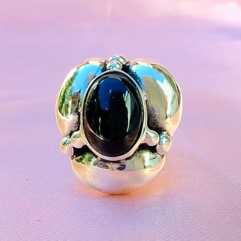 Anillo ajustable de plata 925 con piedra ovalada negra estilo Belgiorno