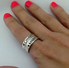 Anillo con nombres y piedras - tienda online