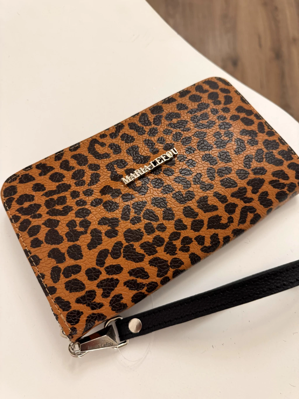 billetera/portadocumentos amelie animal print edicion limitada