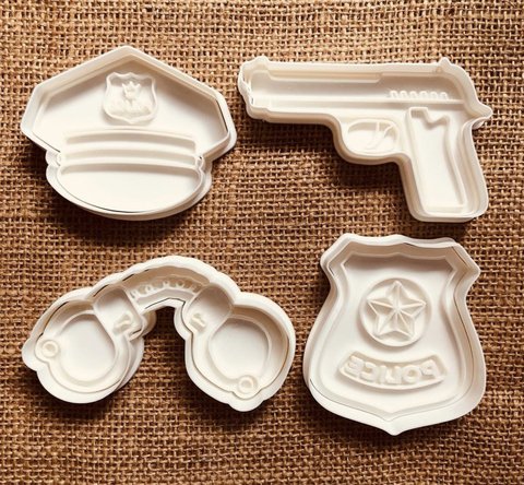 Policía Kit x 4