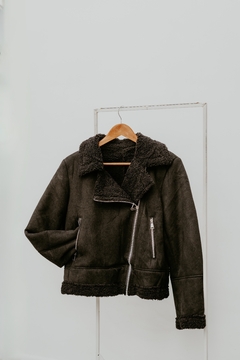 Campera Gamulán Iroko - Casa Blanca Showroom
