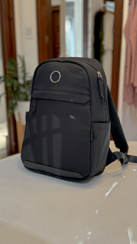 Mochila Cindy p/notebook | negro - comprar online