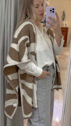 Ruana Tafí en internet