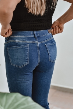 Jean Selena