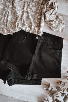 Short Negro Dark - comprar online