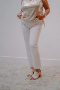Musculosa Elizabeth en internet