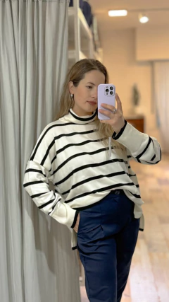 Sweater Ravi en internet