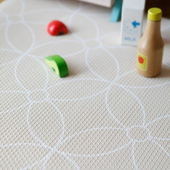 SOFT PLAY NUDE SMALL en internet