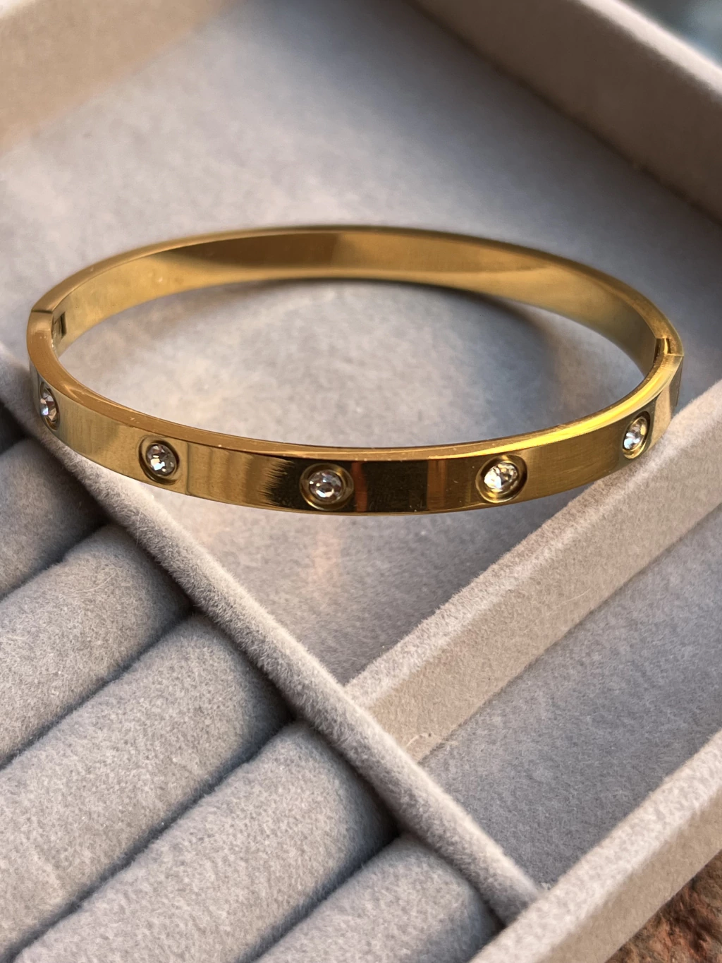 Pulsera Carry gold - acero quirúrgico