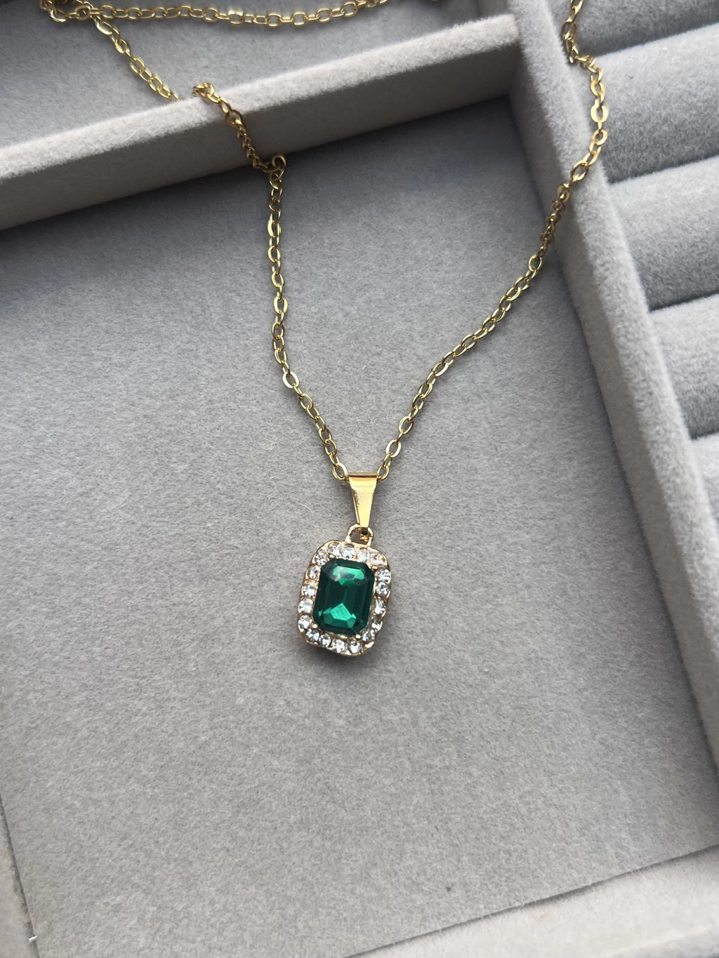 Collar Dinasty green - acero quirúrgico