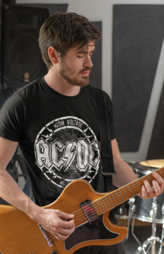 Remera AC DC High Voltage Mono - comprar online