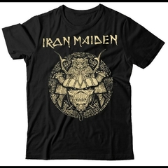Remera Iron Maiden Senjutsu Monocromo
