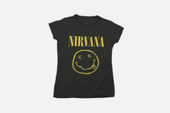 Remera ENTALLADA Nirvana Emoji