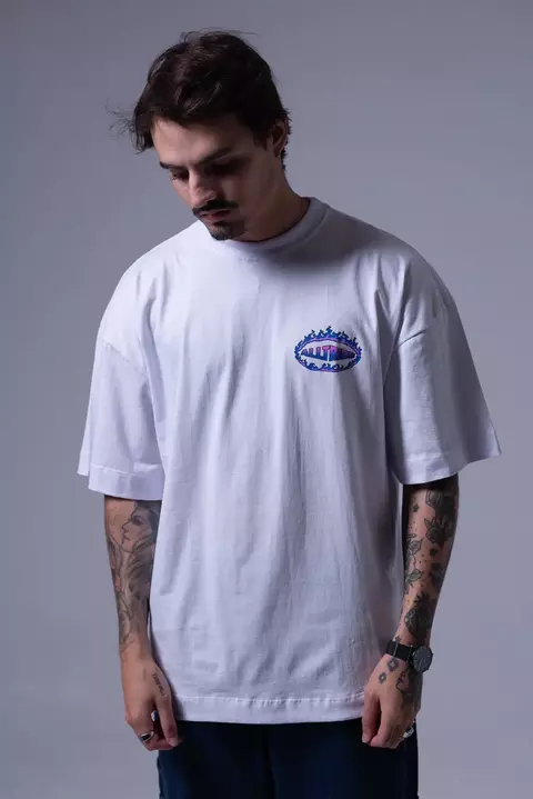 Camiseta T-Shirt Over Flame - Branco - XG
