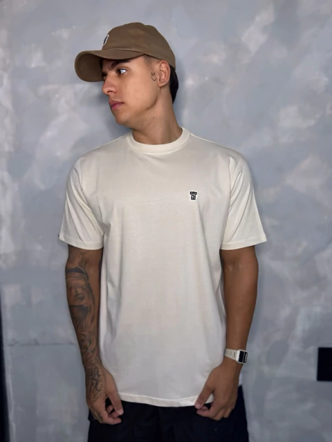 Camiseta Basic T9 Patch - Off White