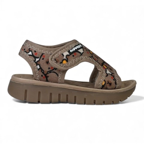 NOVOPE SANDALIA CAPIBARA CON LED