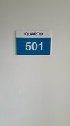 Placa para identificação de quarto ou leito na internet