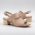 Sandalias de cuero color nude. Modelo Cazzu de Las Boleras.