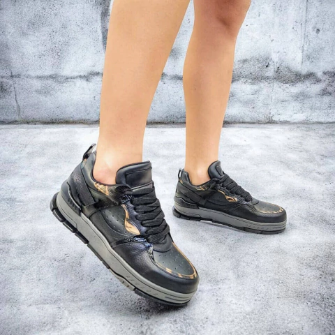 Modelo Evan de Las Boleras.