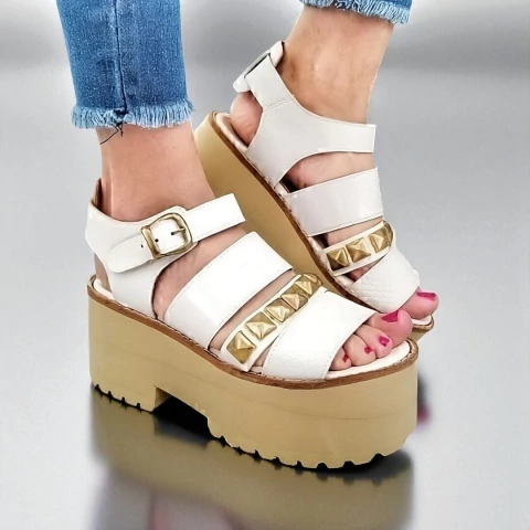 Modelo Lena de Las Boleras.