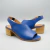 Sandalia de cuero color azul. Modelo Nacho de Las Boleras.