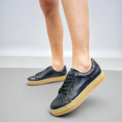 Modelo Zach de Las Boleras.