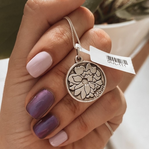 Dije Flor de Loto