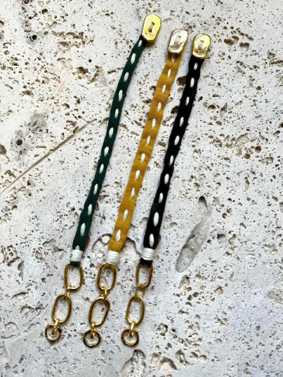 Pulsera Crack Dorada (NO INCLUYE DIJE)