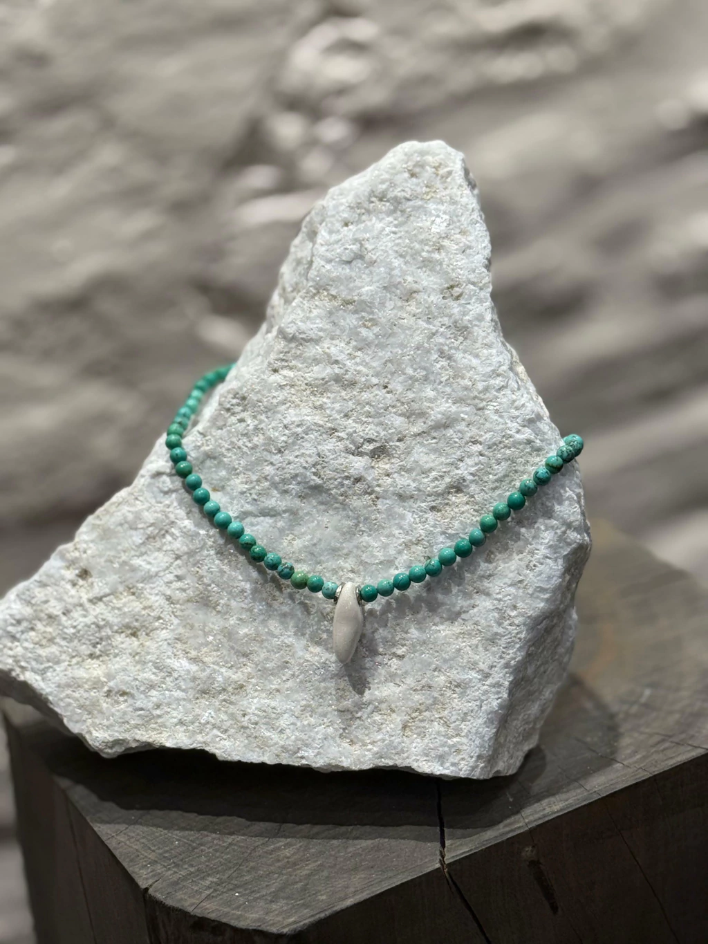 Collar sépalo