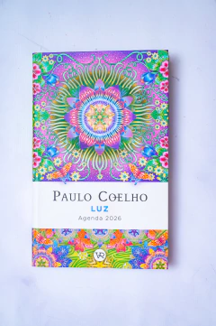 Agenda 2026 Paulo Coelho Luz Flexible 2 Días X Hoja 13x21 - comprar online