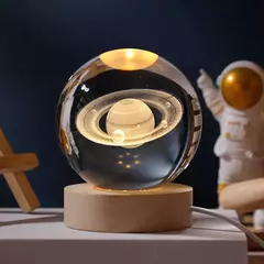 Imagen de Super promo: Calendario Astronómico 2025 + Lámpara Saturno