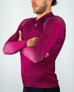 JERSEY MANGA LARGA RUSSO BORDO en internet