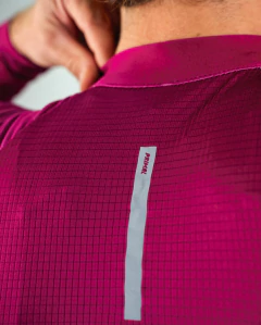 Imagen de JERSEY MANGA LARGA RUSSO BORDO