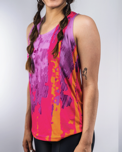 MUSCULOSA RUNNING DAMA JOAN - FUCSIA - - comprar online