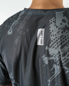 Remera Hombre Deportiva Running Bowman Gris - Cozy Sport