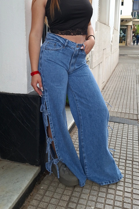 Wide leg tiritas