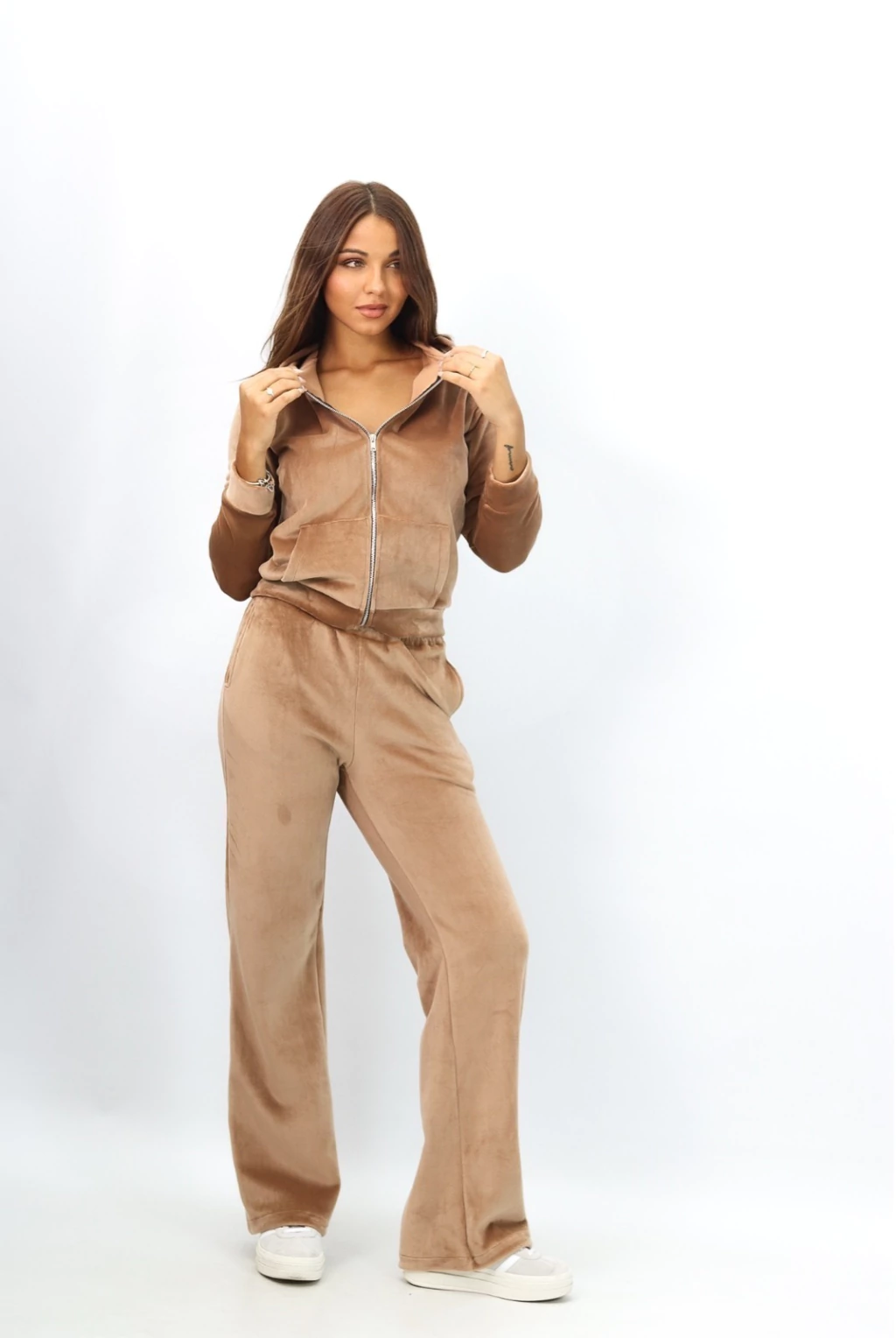 CONJUNTO PLUSH