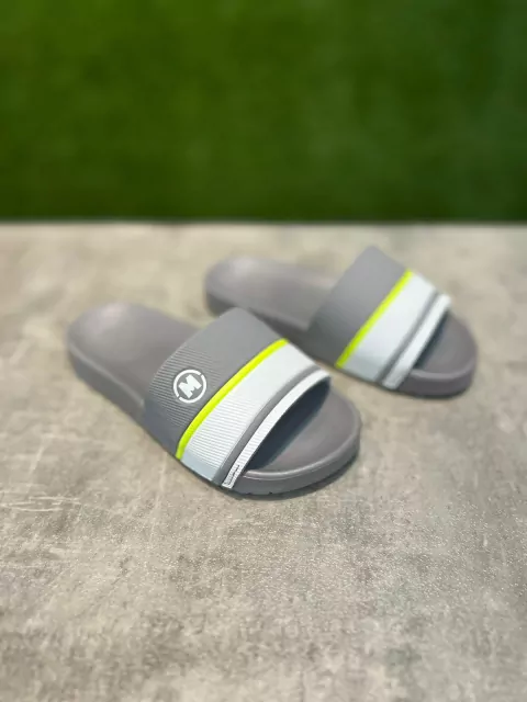 CHINELA GRIS CON NEON 7096