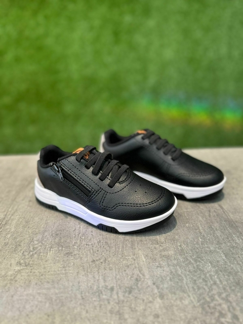 ZAPATILLA NEGRA DE VESTIR C/CIERRE .7881