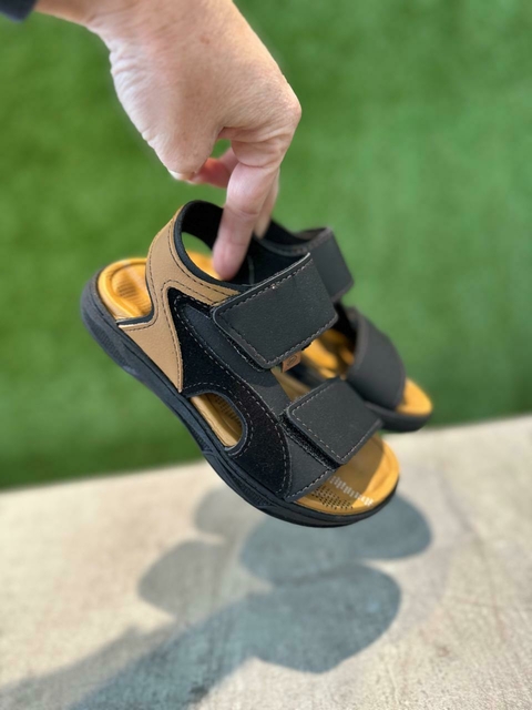 SANDALIA NEGRA C/BEIGE ABROJO .7896