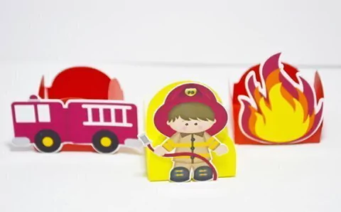 Forminhas para doces no tema bombeiros c/ 50 und.