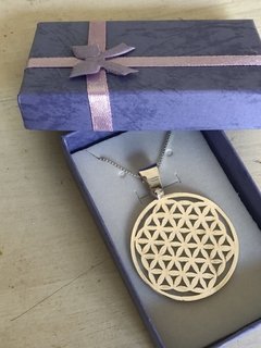 Dije Flor de La Vida en Plata con Cadena de Regalo! - comprar online