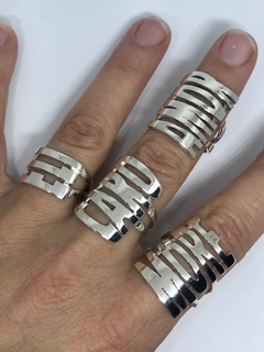 Anillo Nombre Calado en Plata - tienda online