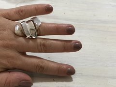 Anillo de Plata Garra hecho a mano - Los Orfebres